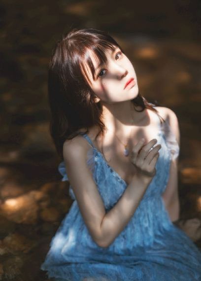 饭桌上故意张开腿让公在线观_720全集免费播放