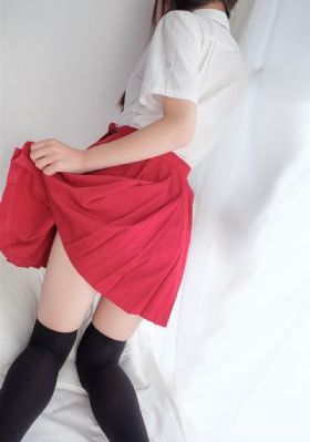 两个校花被校长双伦h_电影无删减版